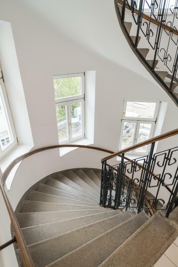 Stadlau Live Apartments Wenen Buitenkant foto