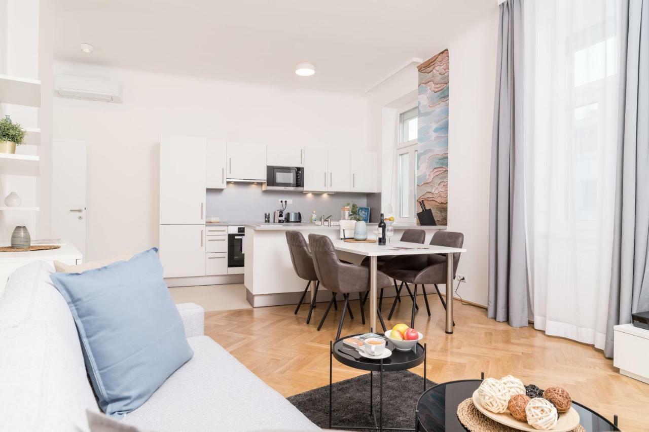 Stadlau Live Apartments Wenen Buitenkant foto