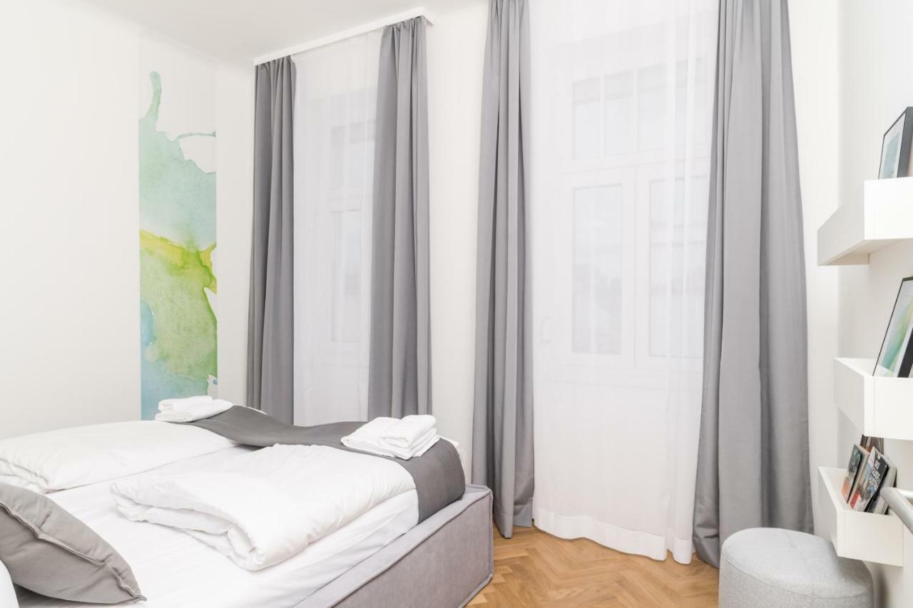 Stadlau Live Apartments Wenen Buitenkant foto